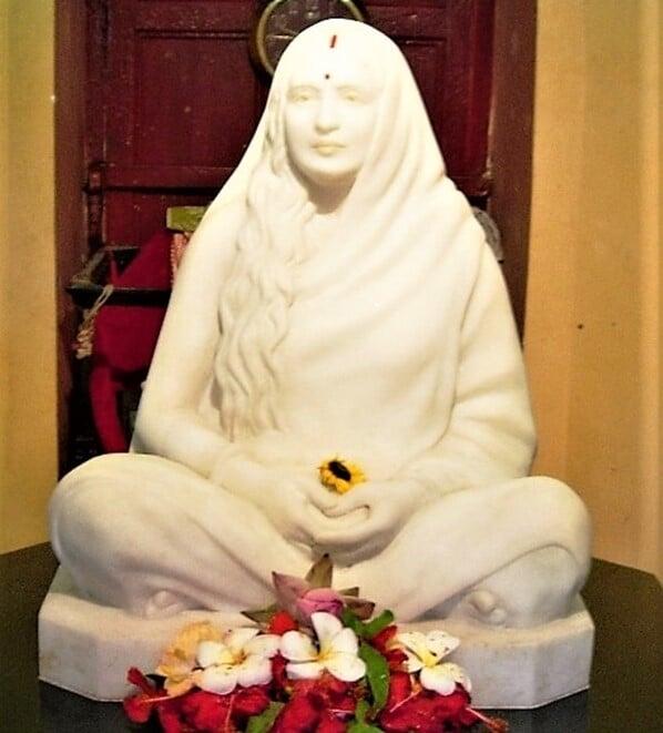 Santa Mãe Sri Sarada Devi - parte 6